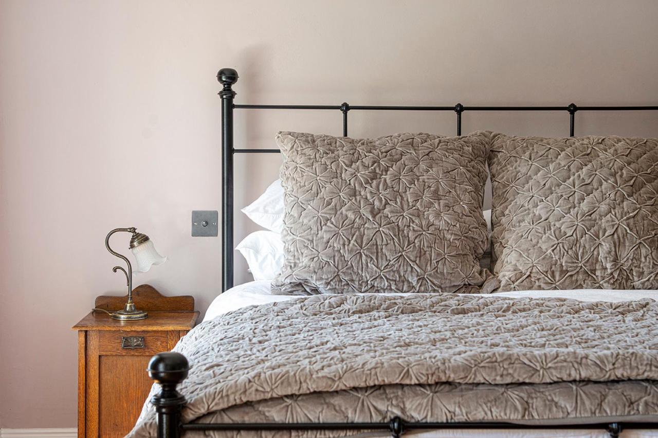 Cusgarne Manor Boutique B&B - Adults Only Truro Exterior photo